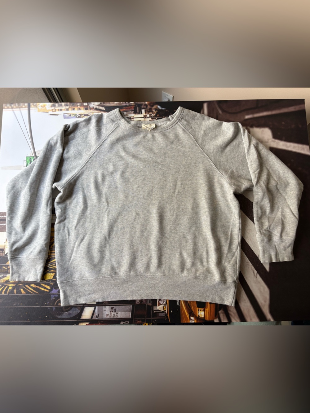 Aritzia Wilfred Free Classic Light Gray Crewneck Sweatshirt